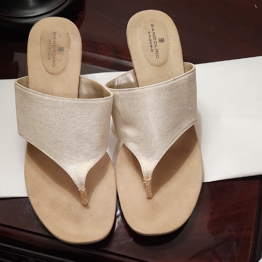 Bandolino Women's Beige Sandals
